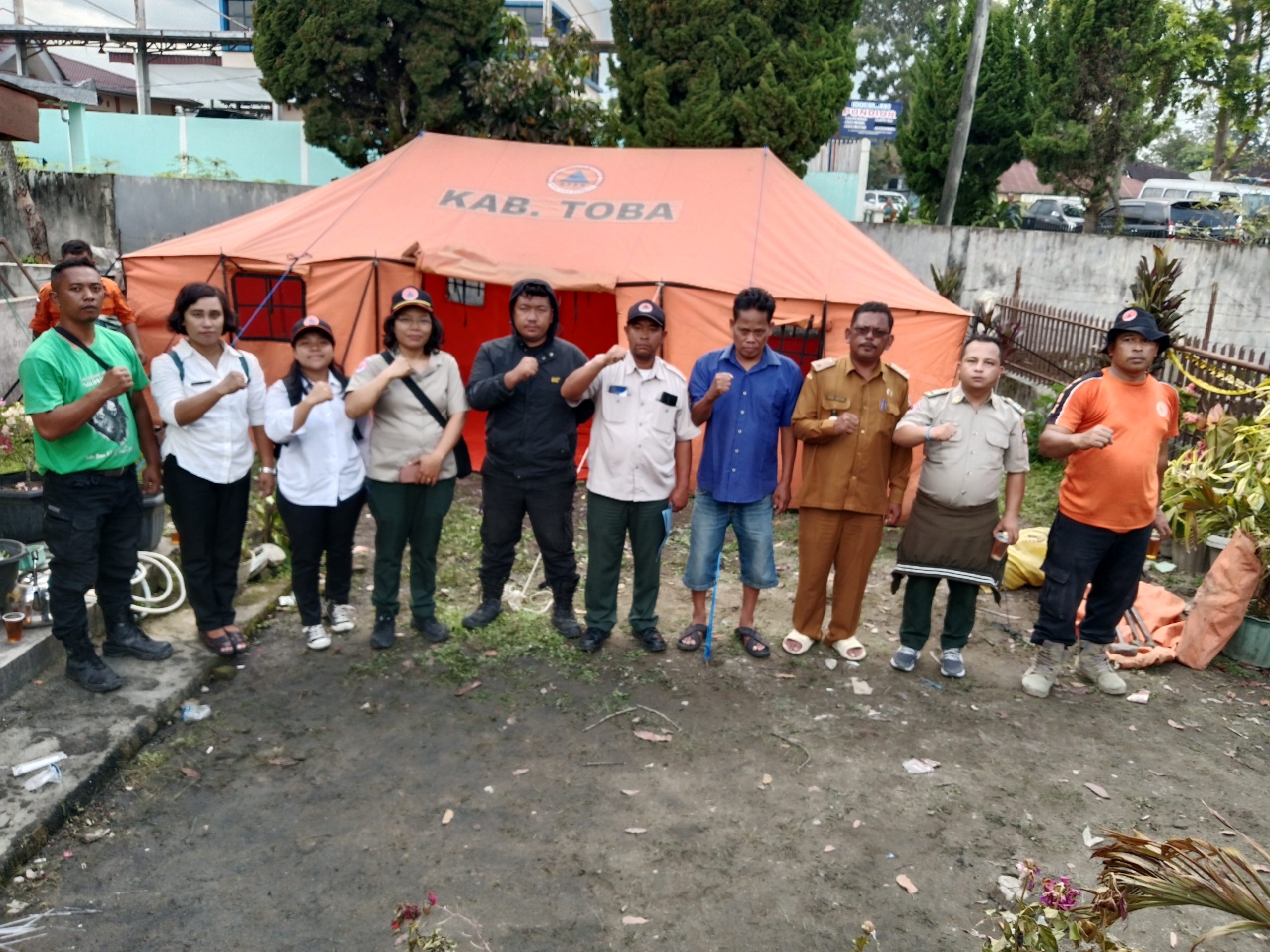 BPBD Toba Dirikan Tenda Pasca Kebakaran 3 Rumah