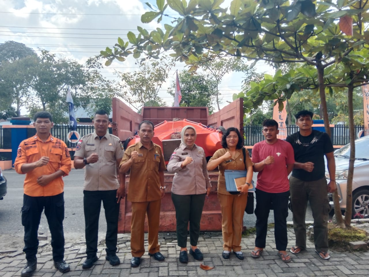 BPBD Toba Terima Bantuan Perahu dan Life Jacket dari BNPB
